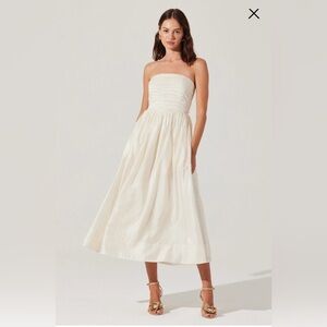 Astr Strapless Cream Dress